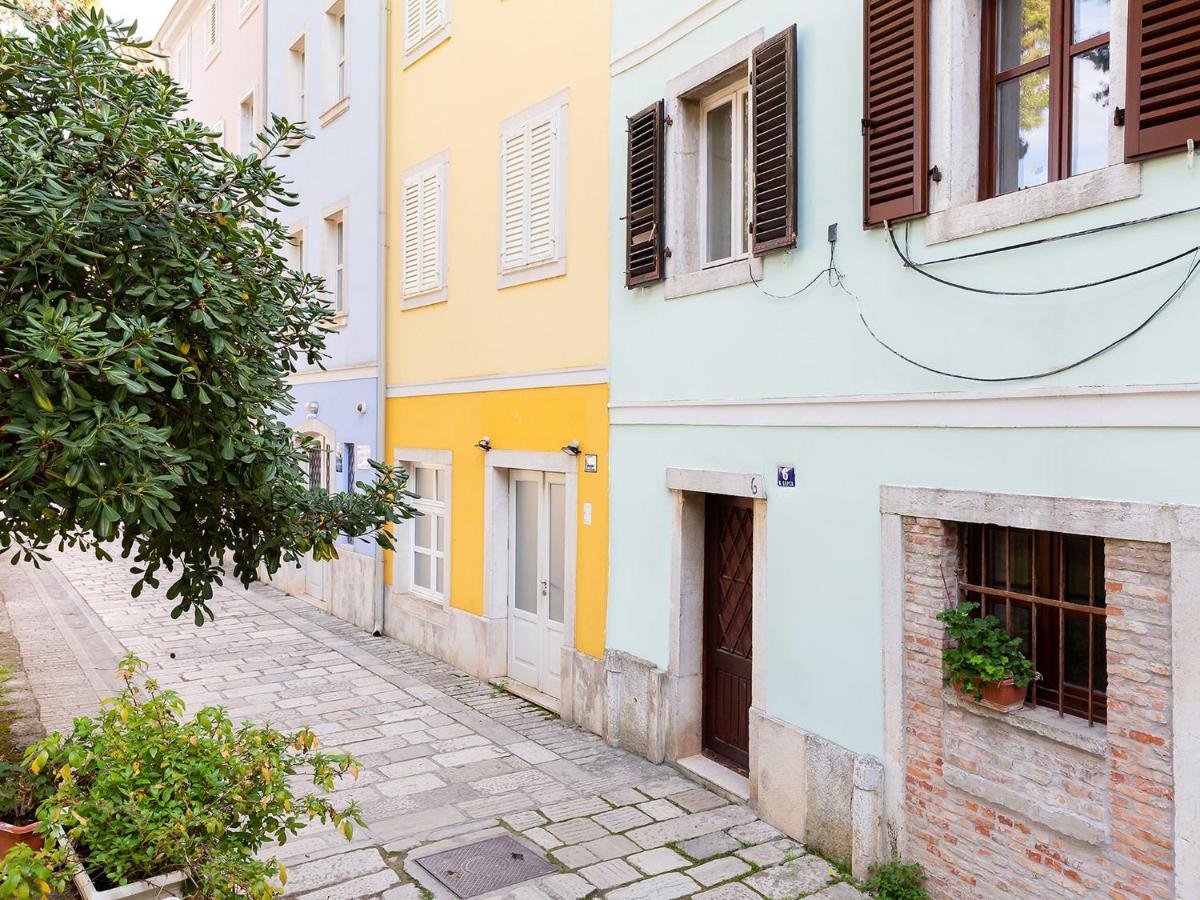 Apartment Anika Old Town Porec Bagian luar foto