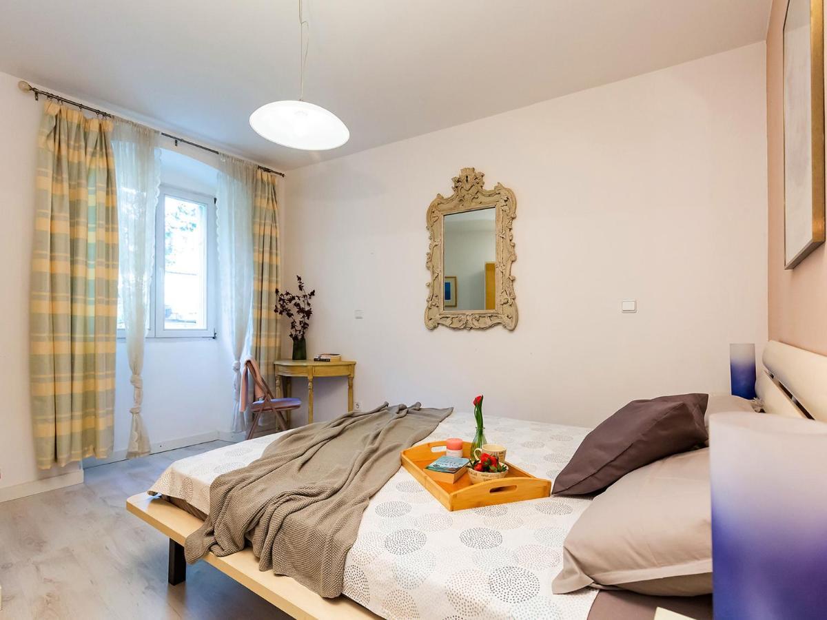 Apartment Anika Old Town Porec Bagian luar foto